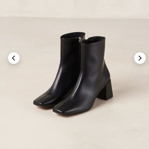 Alohas Ankle Boots - Watercolor Black